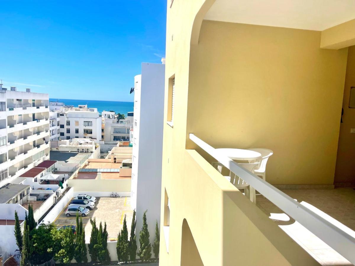 Apartamento Millenium Vista Mar- 2 Passos Da Praia Quarteira Exterior foto
